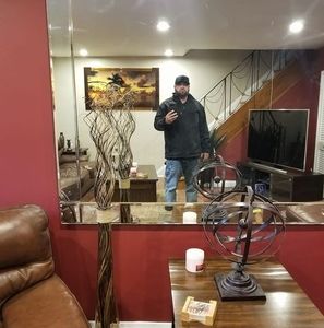 Meet your Posher, Robert